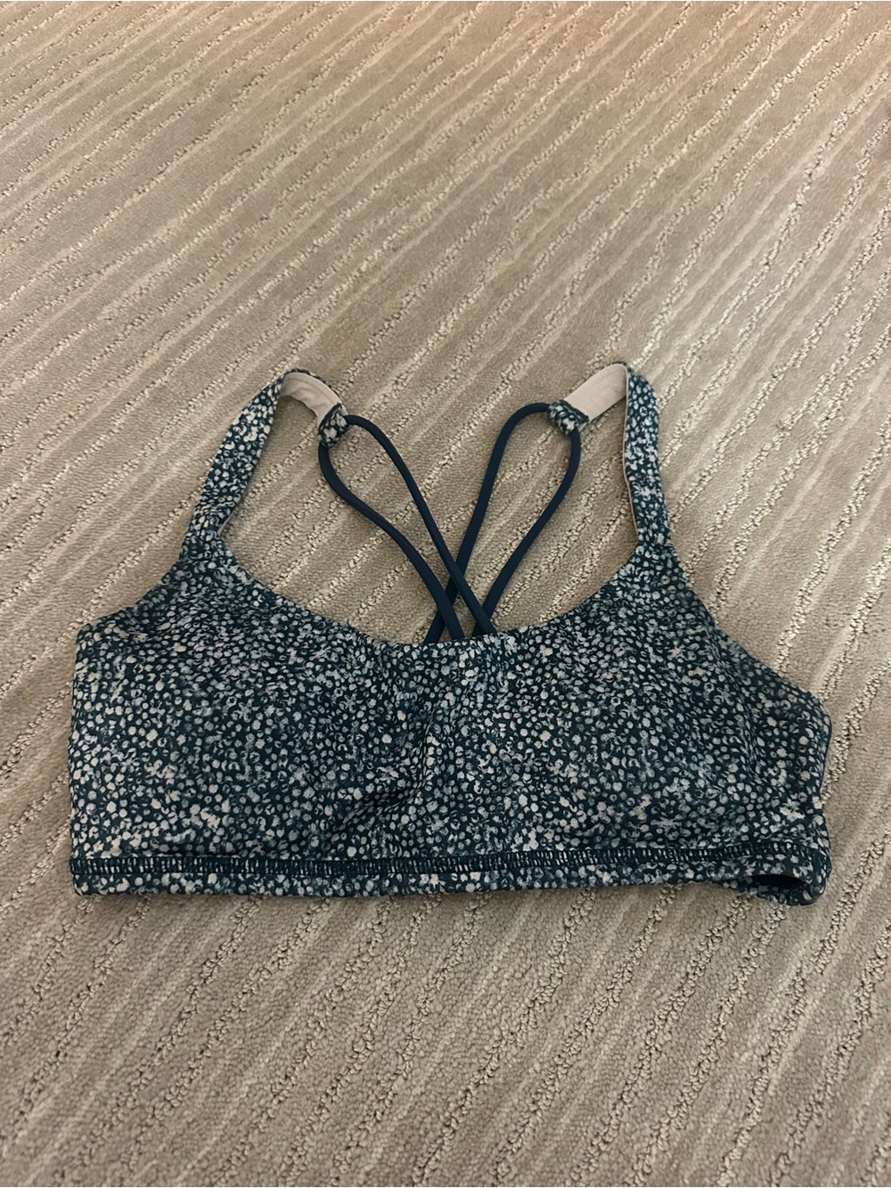 Lululemon Women’s Navy Patterned Strappy Bralette